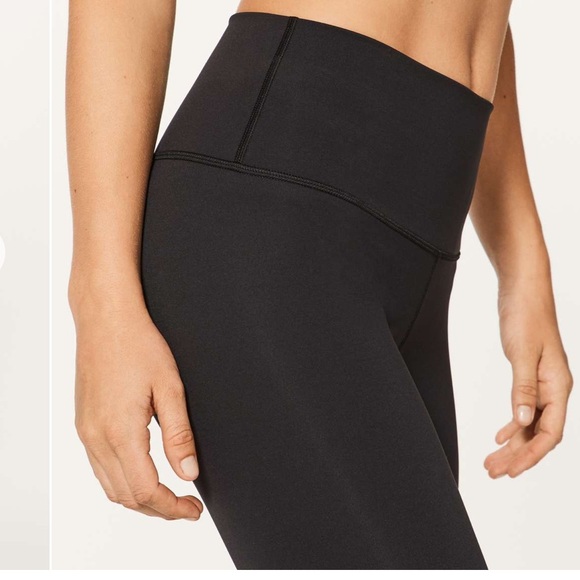 Lululemon Wunder Under Hi-Rise
Tight (Full-On Luxtreme 28")
Black
Size 4 - Picture 3 of 10